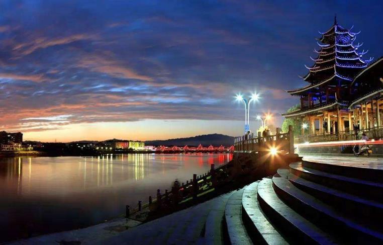 湖南地区播音稿精选