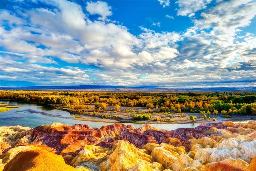 新疆，丝路明珠之美声绽放