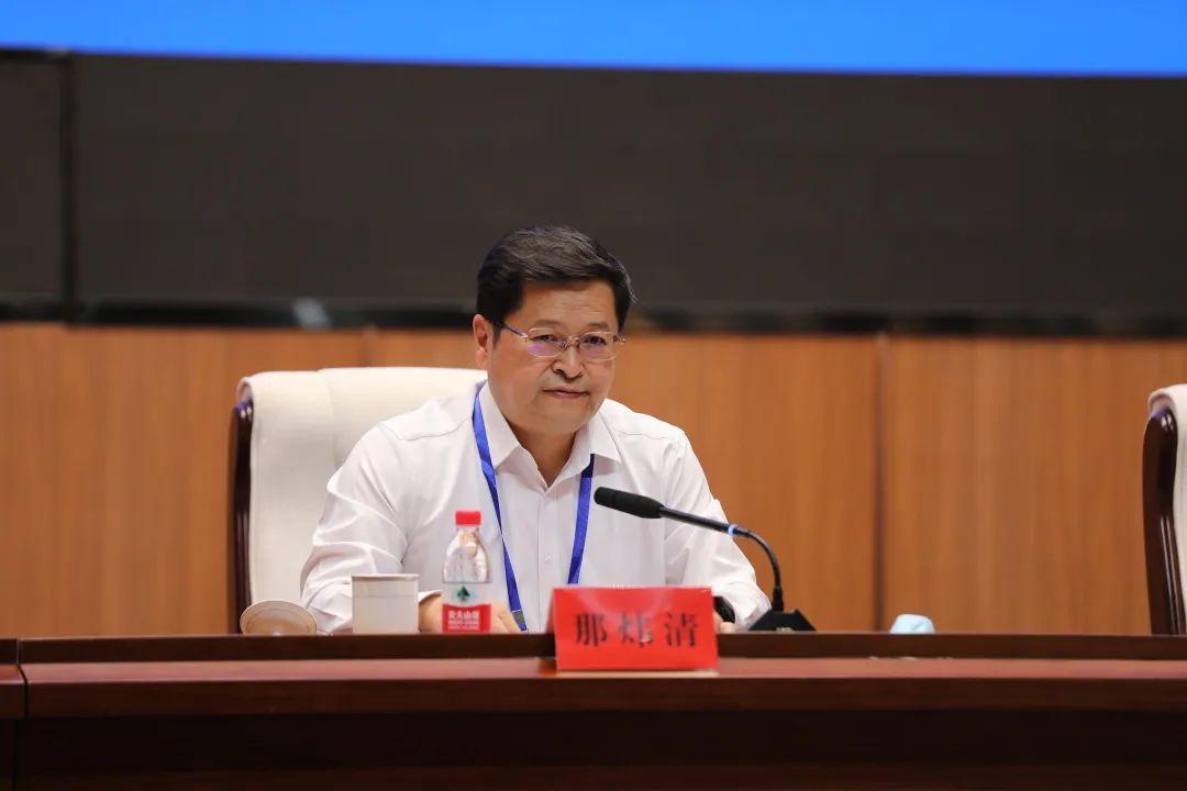 乌海探秘，揭开这座沙漠之城的神秘面纱🌟🌊